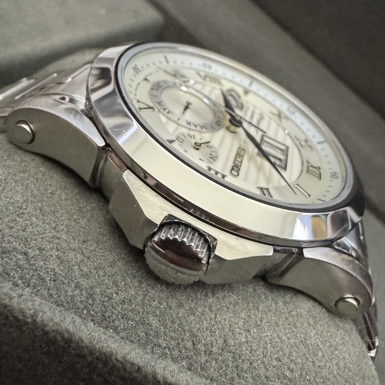 Seiko Premier Kinetic Perpetual Snp P Watch For You