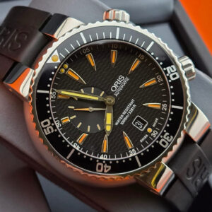 Oris DIVERS สมอลล์ เซ็คกั้นด์, เดท 01 743 7609 8454-07 4 24 34EB