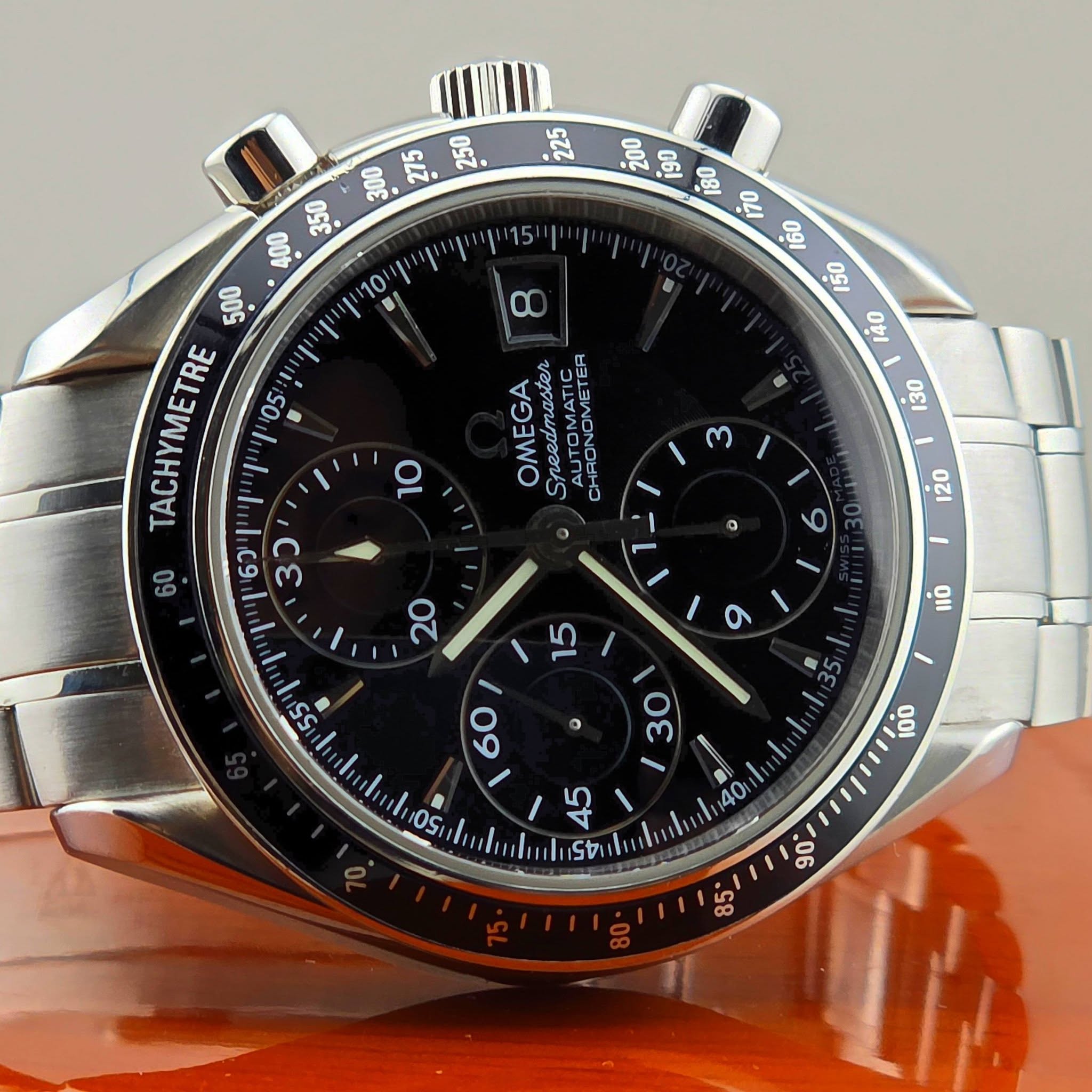 Omega Speedmaster Date Chronograph 40mm Black Dial Steel Ref.3210.50.00 - Image 10