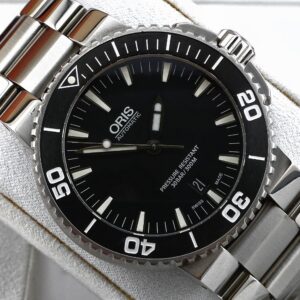 Oris Aquis Date 01 733 7653 4154-07 8 26 01PEB