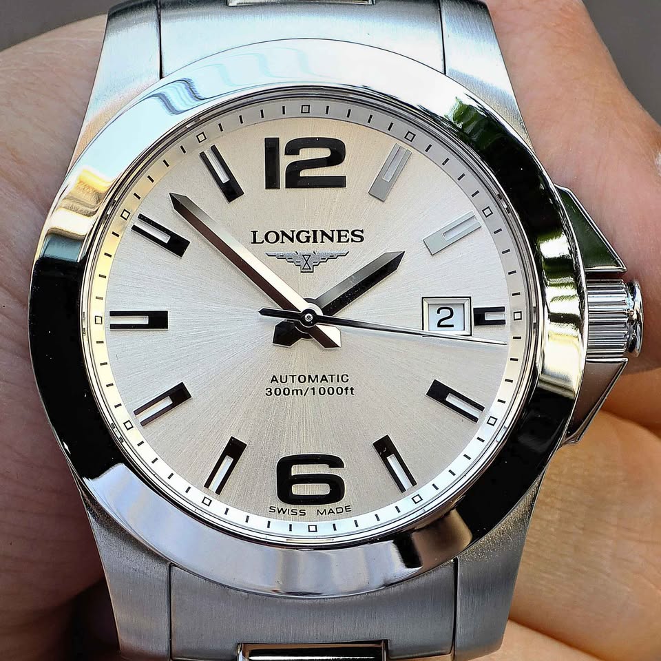 Longines Conquest Automatic L3.658.4 - Image 3