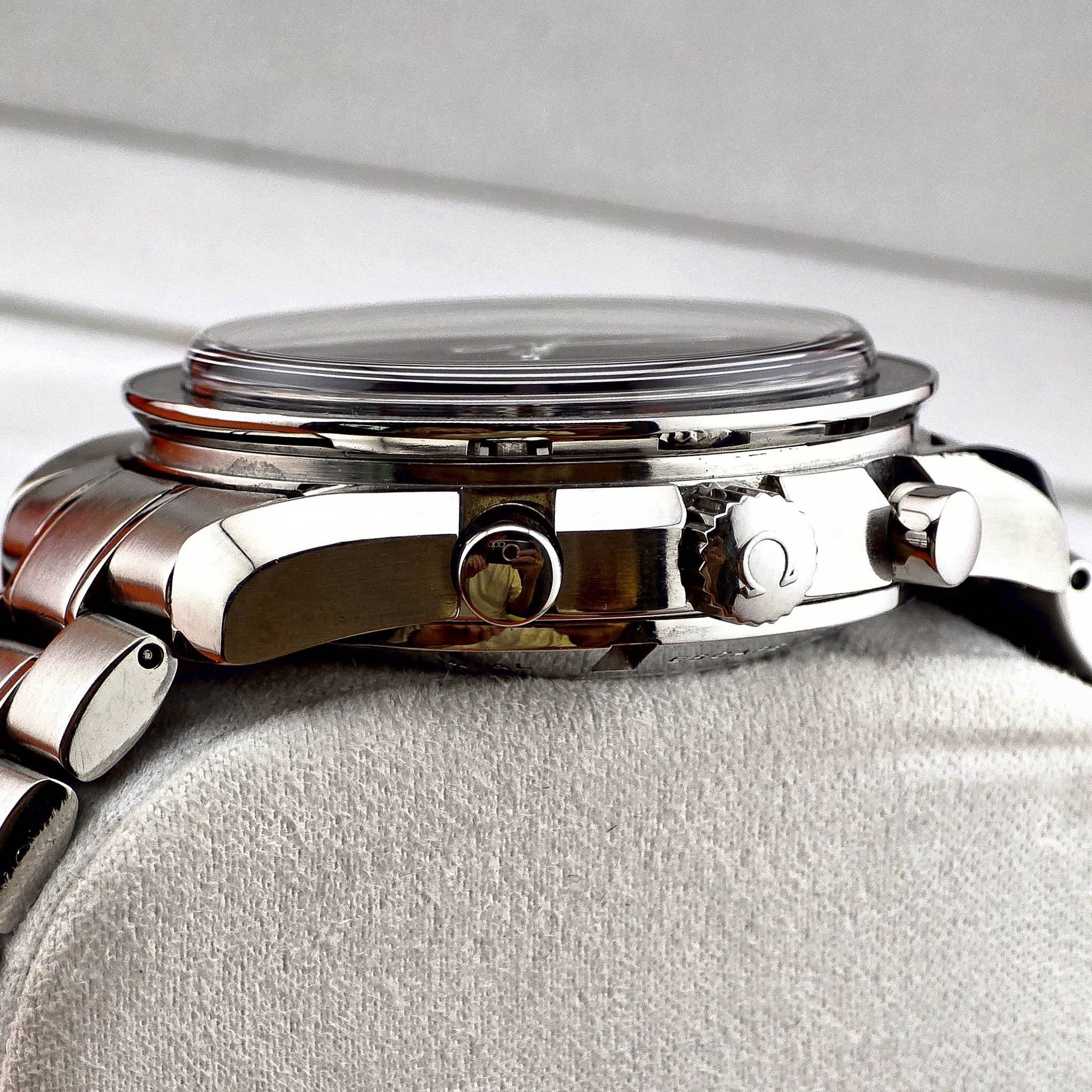 OMEGA Speedmaster 321.30.44.52.01.002 Olympic Collection BroadArrow - Image 8