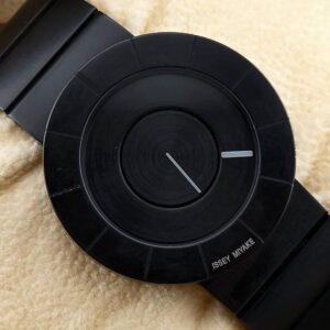 ISSEY MIYAKE – SILAN002Y