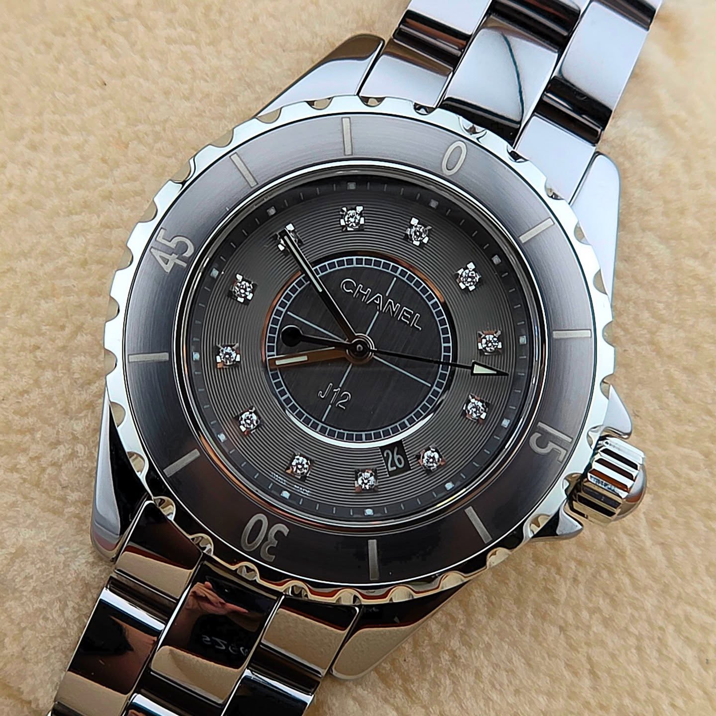 CHANEL J12 Diamond Index & Ceramic Lady Watch - Image 8