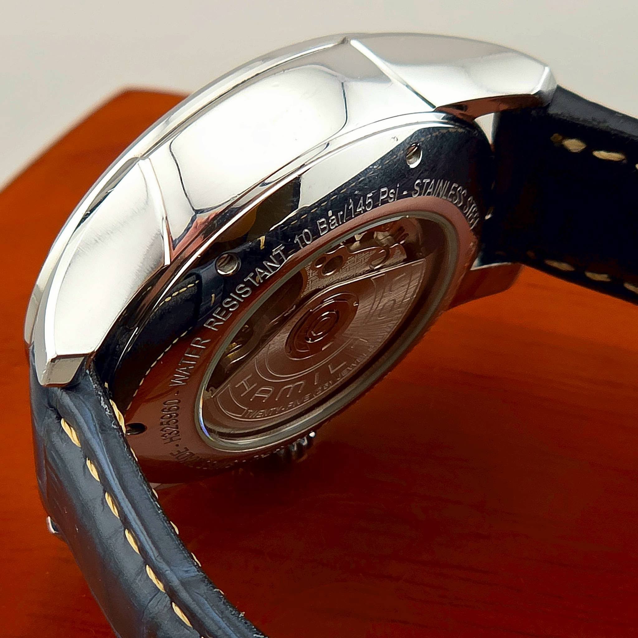 Hamilton Jazzmaster Auto Chrono Ref. H32586111 - Image 8