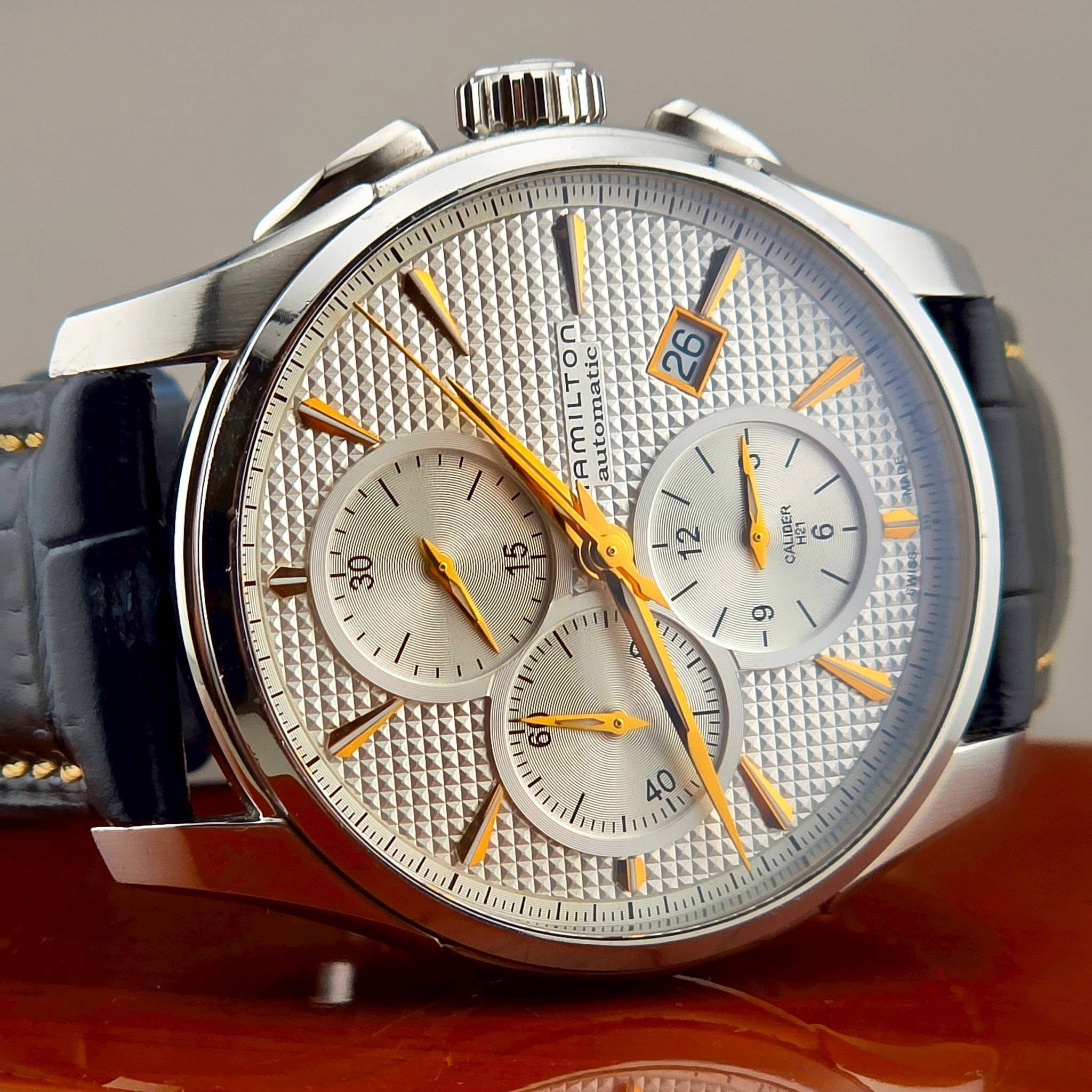 Hamilton Jazzmaster Auto Chrono Ref. H32586111 - Image 11