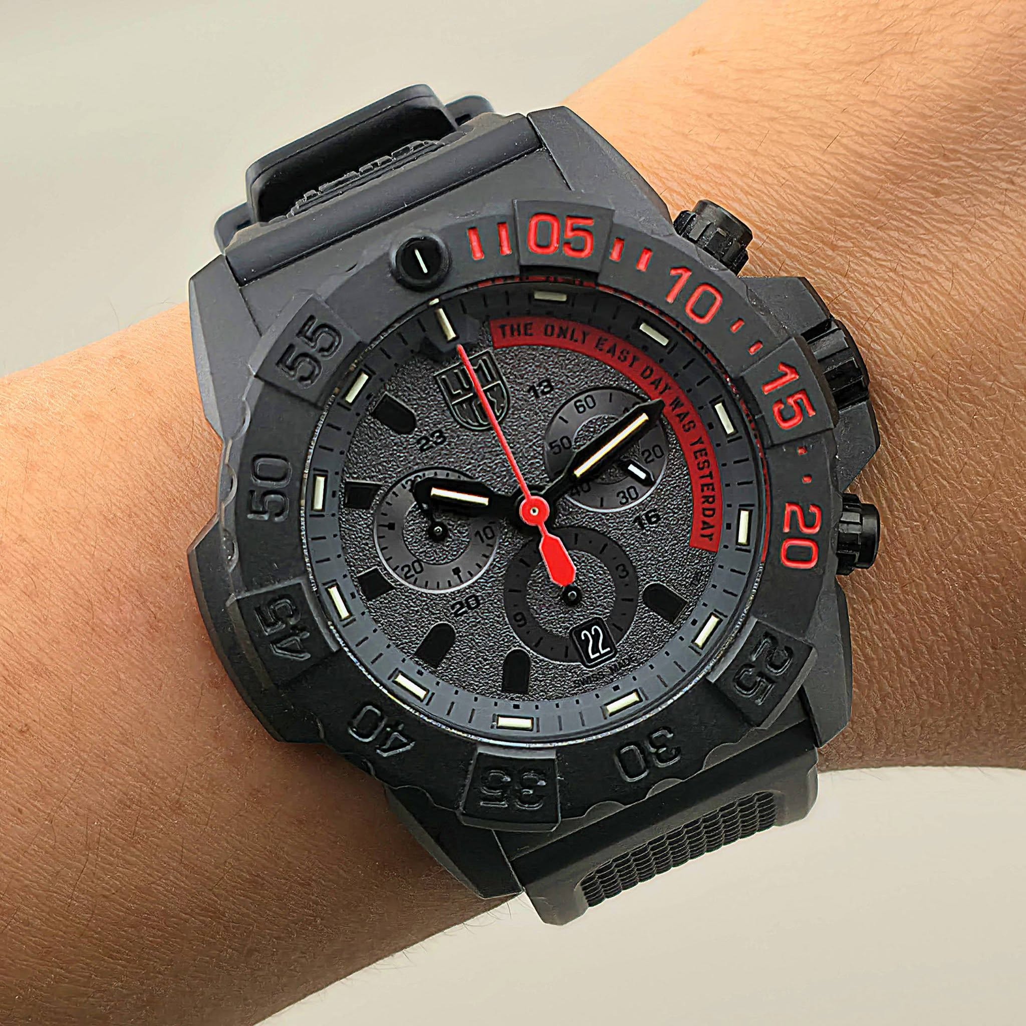 Luminox Navy SEAL Chronograph 3580 Series Ref. XS.3581.EY - Image 3