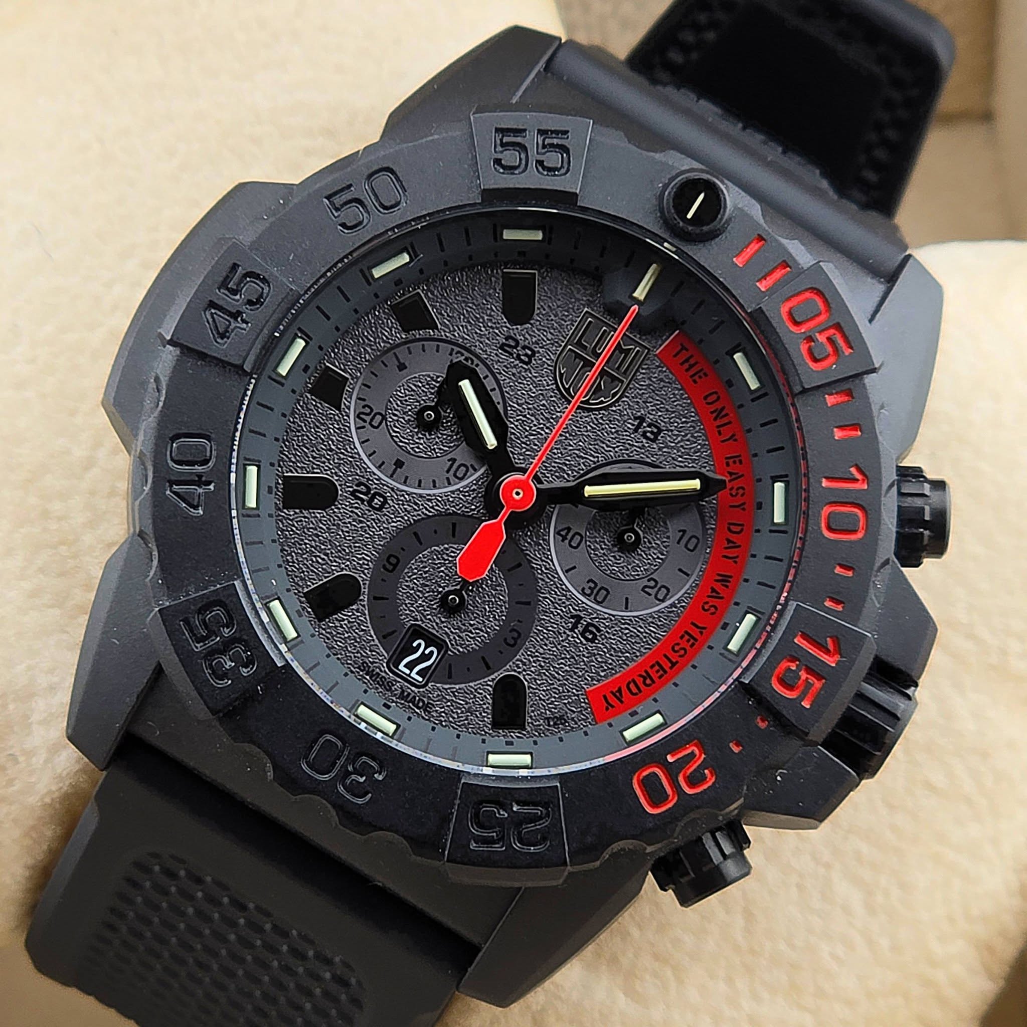 Luminox Navy SEAL Chronograph 3580 Series Ref. XS.3581.EY - Image 9