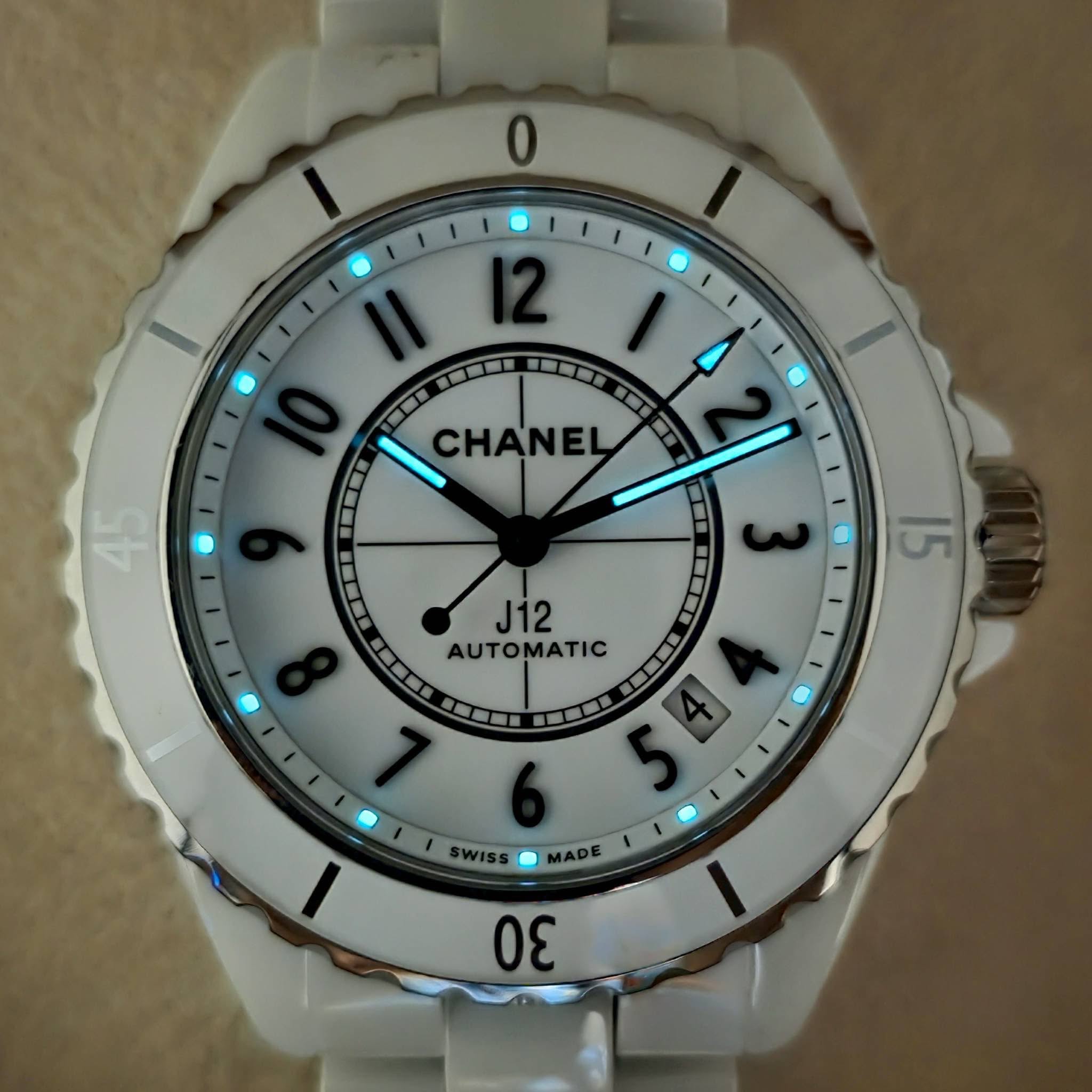 CHANEL J12 Automatic Calibre 12.1 (White Ceramic 38mm) Ref. H5700 - Image 5