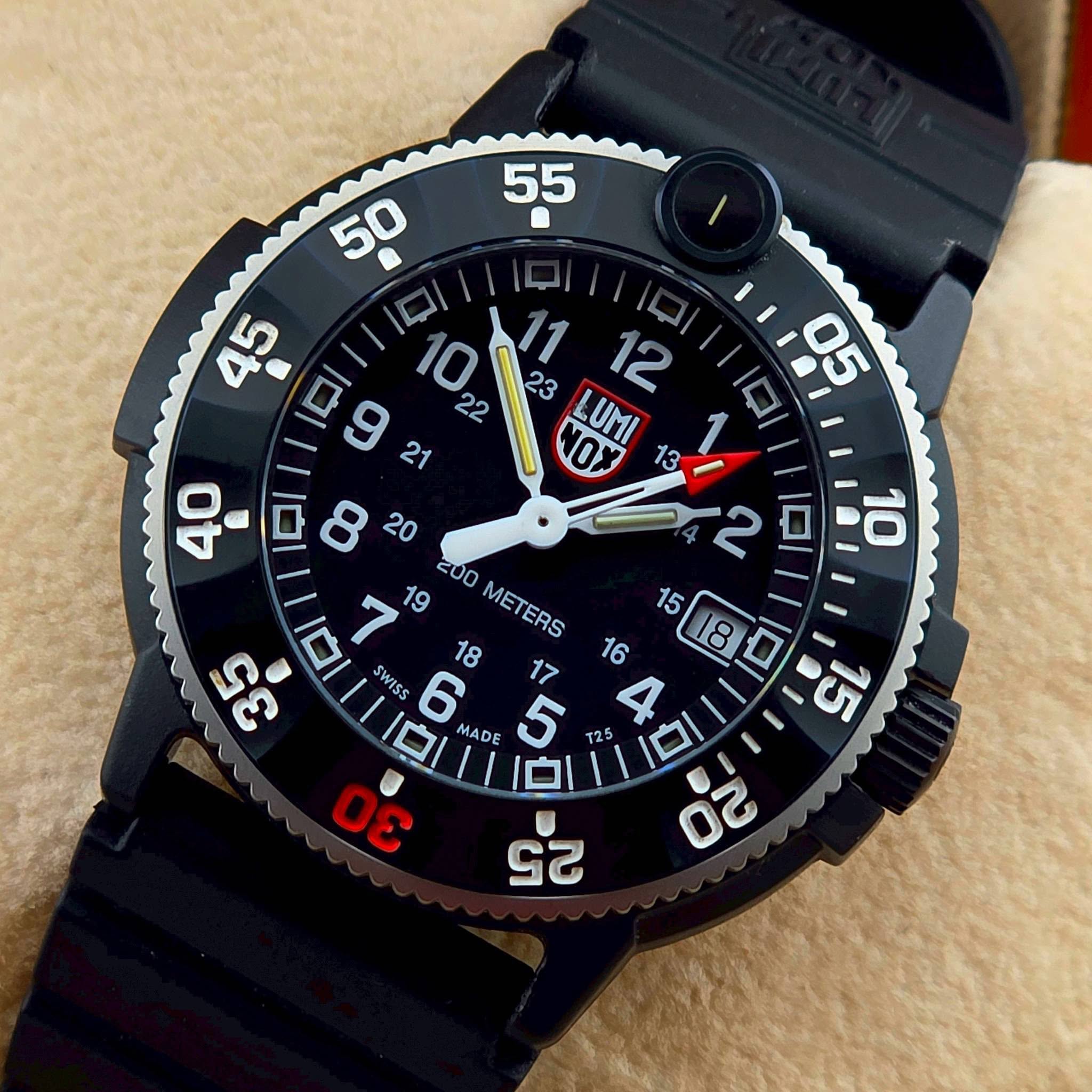 Luminox Navy SEAL Original 3000 Heritage Ref. XS.3001.H - Image 10