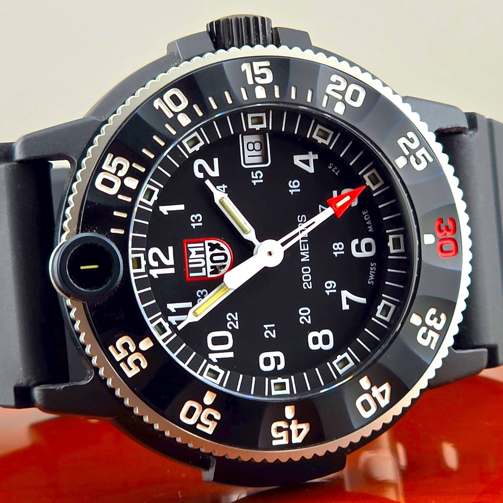 Luminox Navy SEAL Original 3000 Heritage Ref. XS.3001.H - Image 3