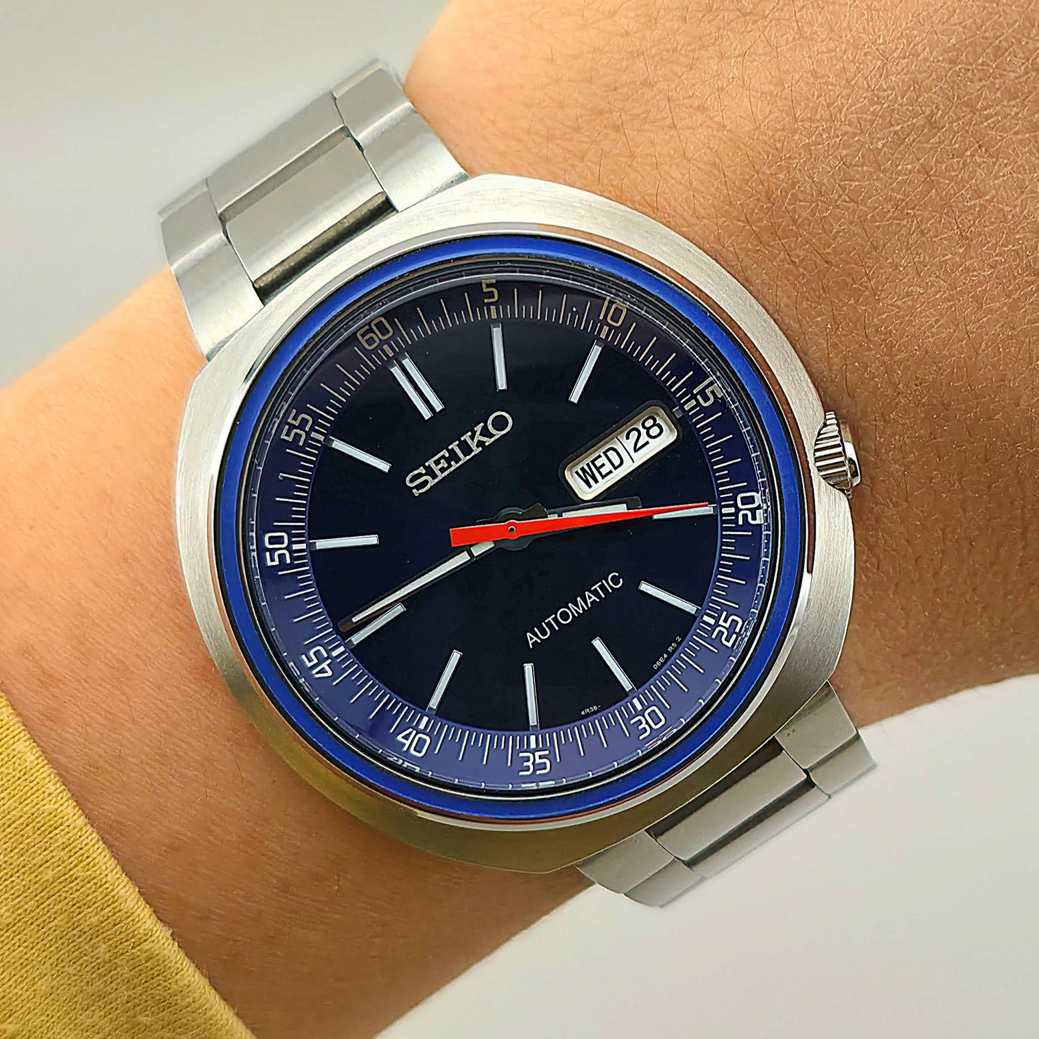 Seiko Recraft Series SRPC09K1 Blue Dial Cushion Case - Image 8