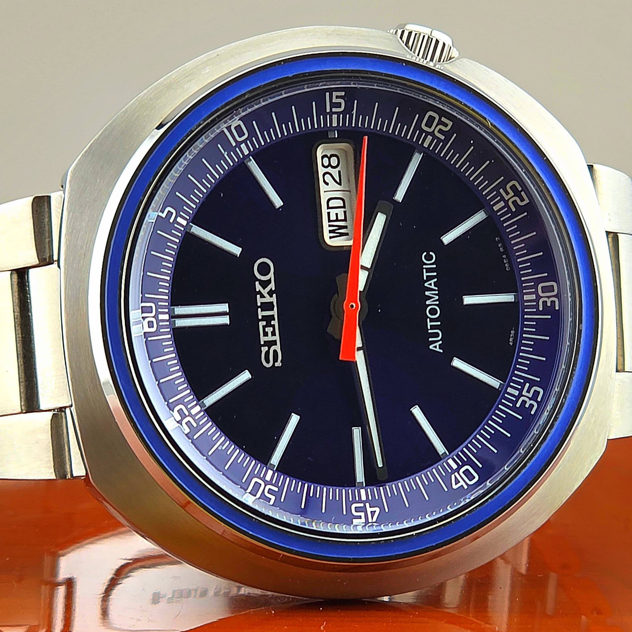 Seiko Recraft Series SRPC09K1 Blue Dial Cushion Case - Image 9