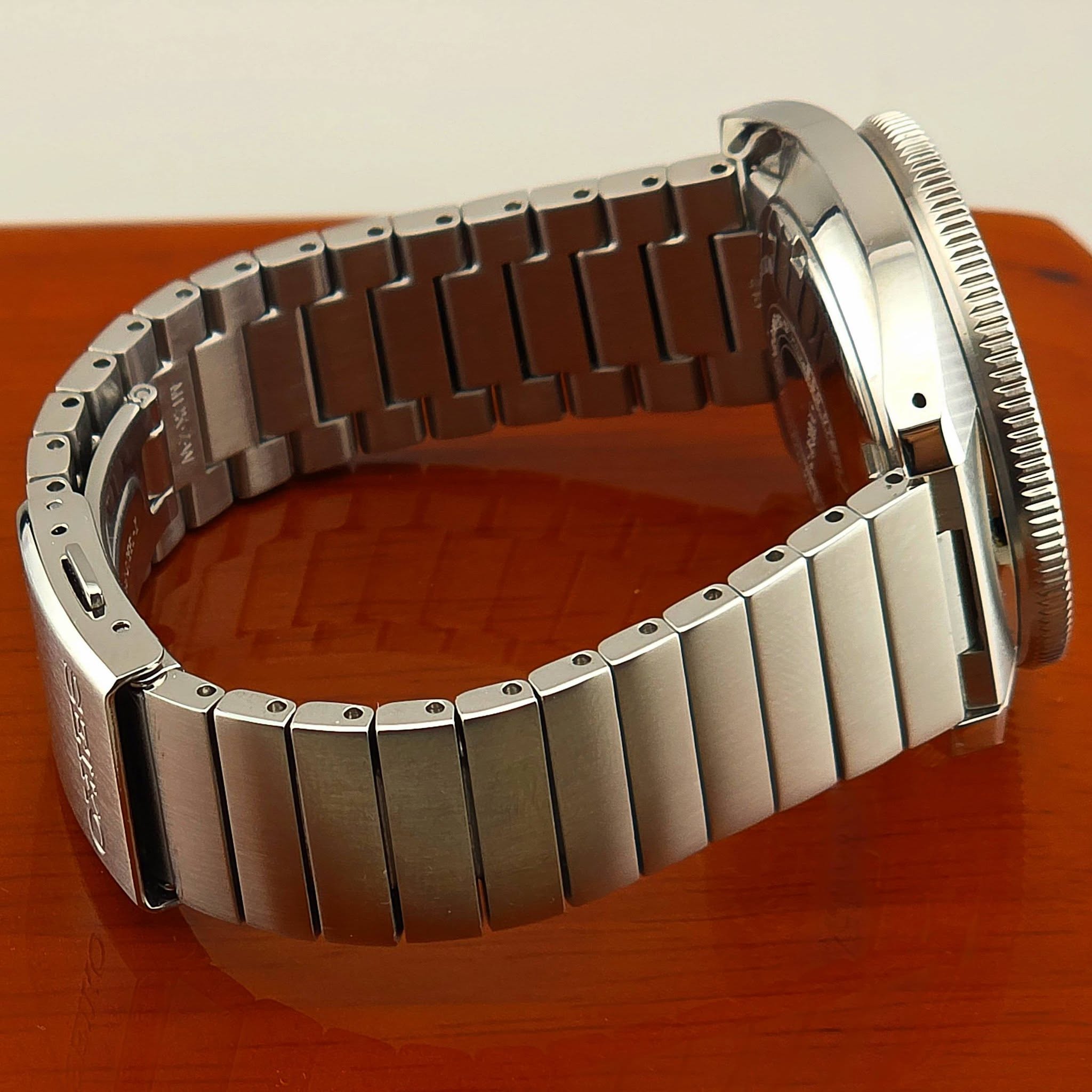 Seiko 5 Sports Heritage Design Re-creation Limited Edition Ref. SRPL03K - Image 9