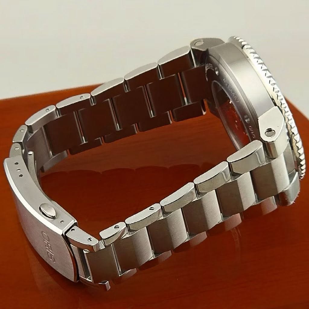 Oris Aquis Date x Bracenet Ref: 01 733 7730 4137-07 8 24 05PEB - Image 7
