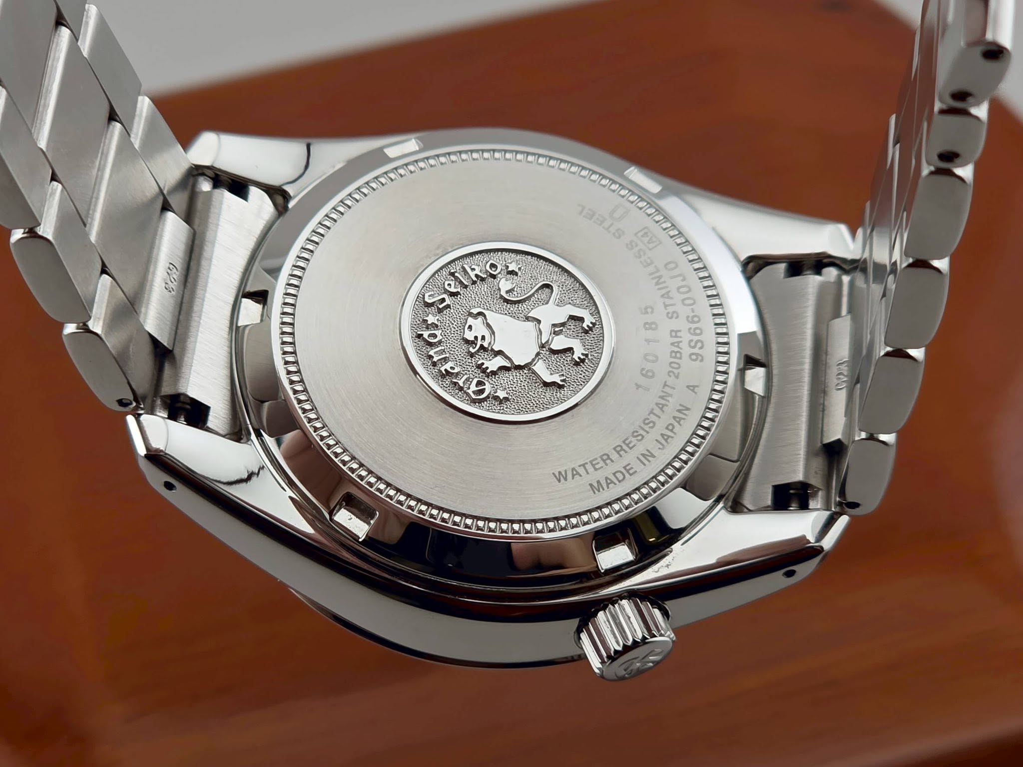 Grand Seiko Sport Collection GMT Ref. SBGM245G - Image 10