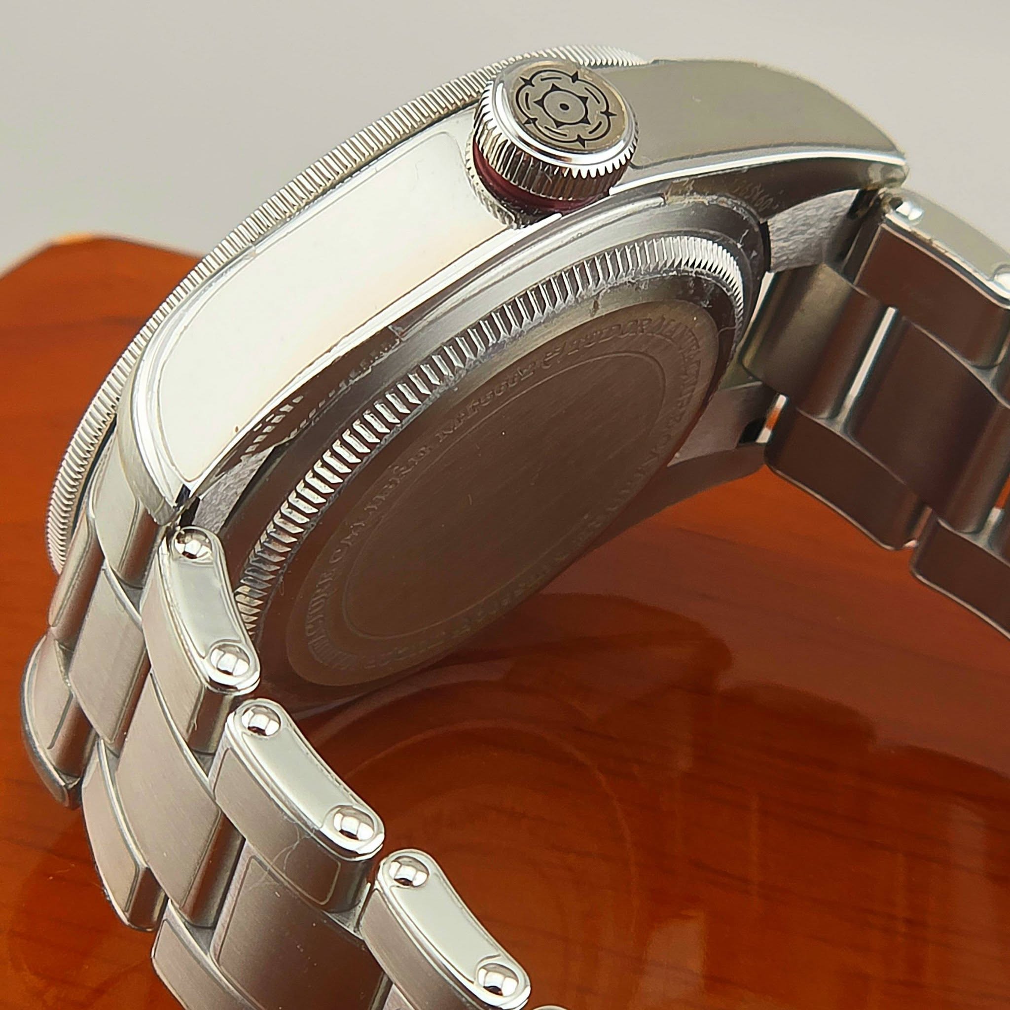 Tudor Black Bay Burgundy M79230R - Image 6