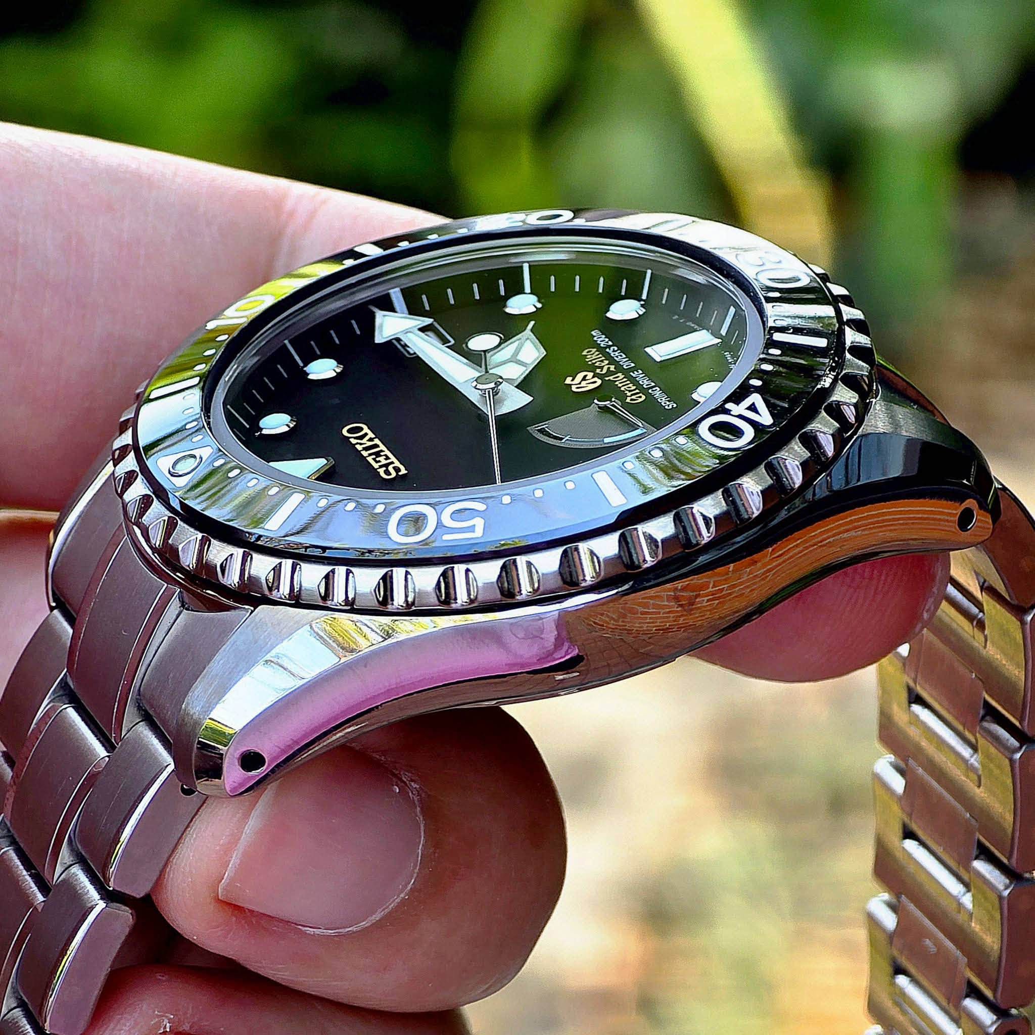 Grand Seiko SBGA031 Spring Drive Titanium Diver 200m - Image 5