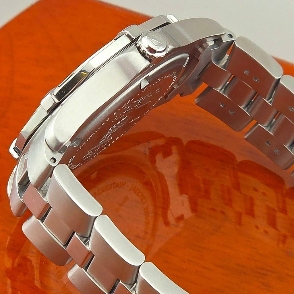 TAG Heuer 2000 Exclusive Swiss Cities Dial Limited Edition 176/300 Ref:WN111E - Image 3