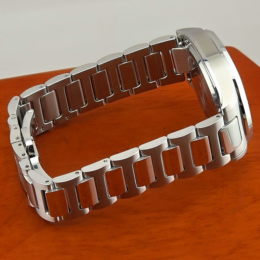 Mido Multifort TV Big Date 35MM. M049.307.11.081.00 (สายสแตนเลส) - Image 7