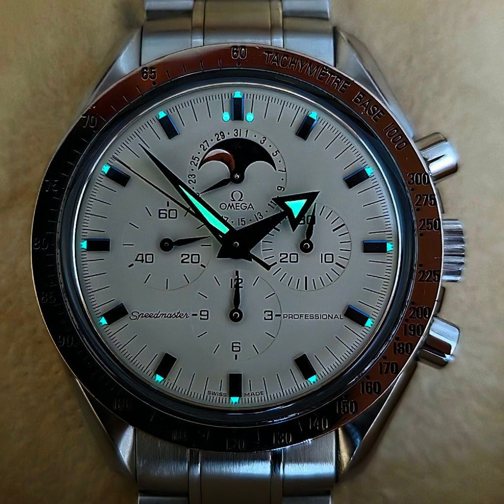 OMEGA Speedmaster Professional Moonphase 42mm White Dial Blue Broad Arrow Ref.3575.20.00 18K White Gold Bezel - Image 8