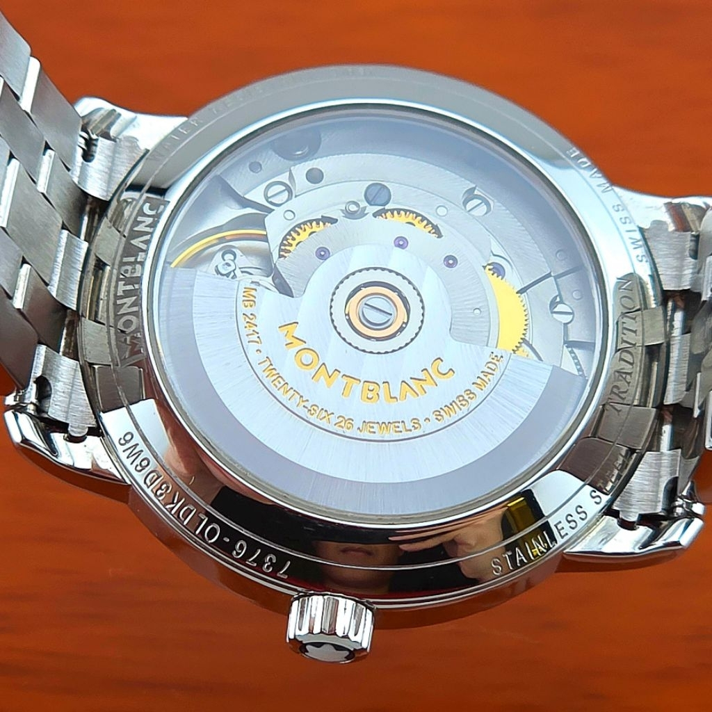 Montblanc Tradition Automatic Date 32 mm Reference: MB124783 - Image 8