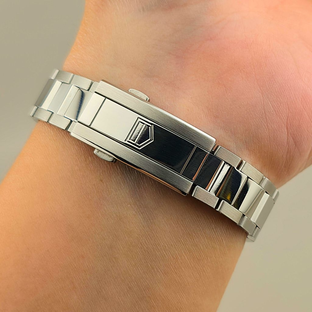 TAG Heuer Aquaracer Professional 200 Solargraph 34mm Diamond Mother-of-Pearl Reference: WBP1314.BA0005 - Image 9