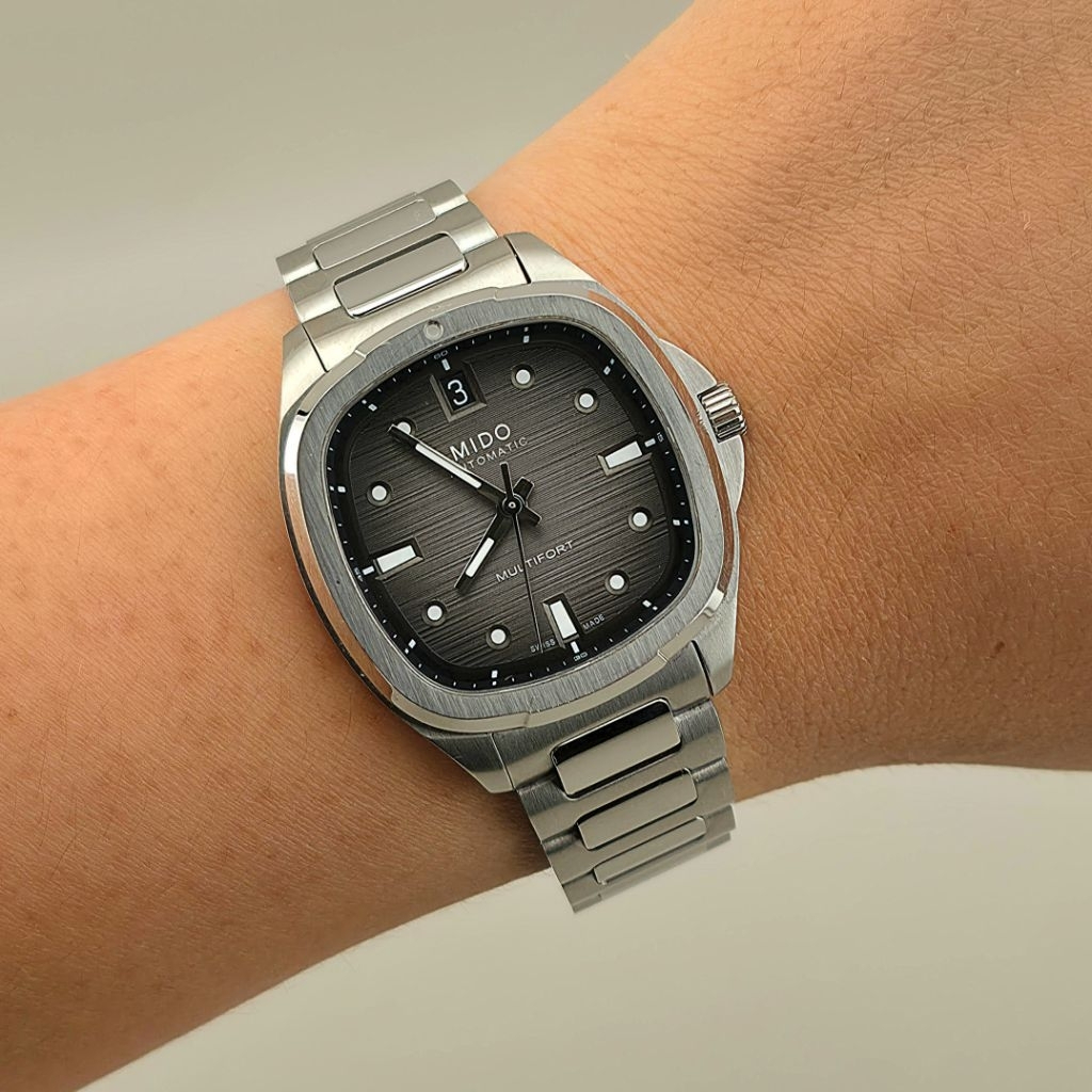 Mido Multifort TV Big Date 35MM. M049.307.11.081.00 (สายสแตนเลส) - Image 9